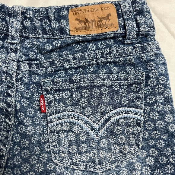 Set of 2 girls denim shorts size 6/7 - Picture 4 of 9